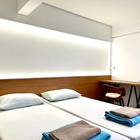 Films House Hostel Bang Saen Ngoại thất bức ảnh
