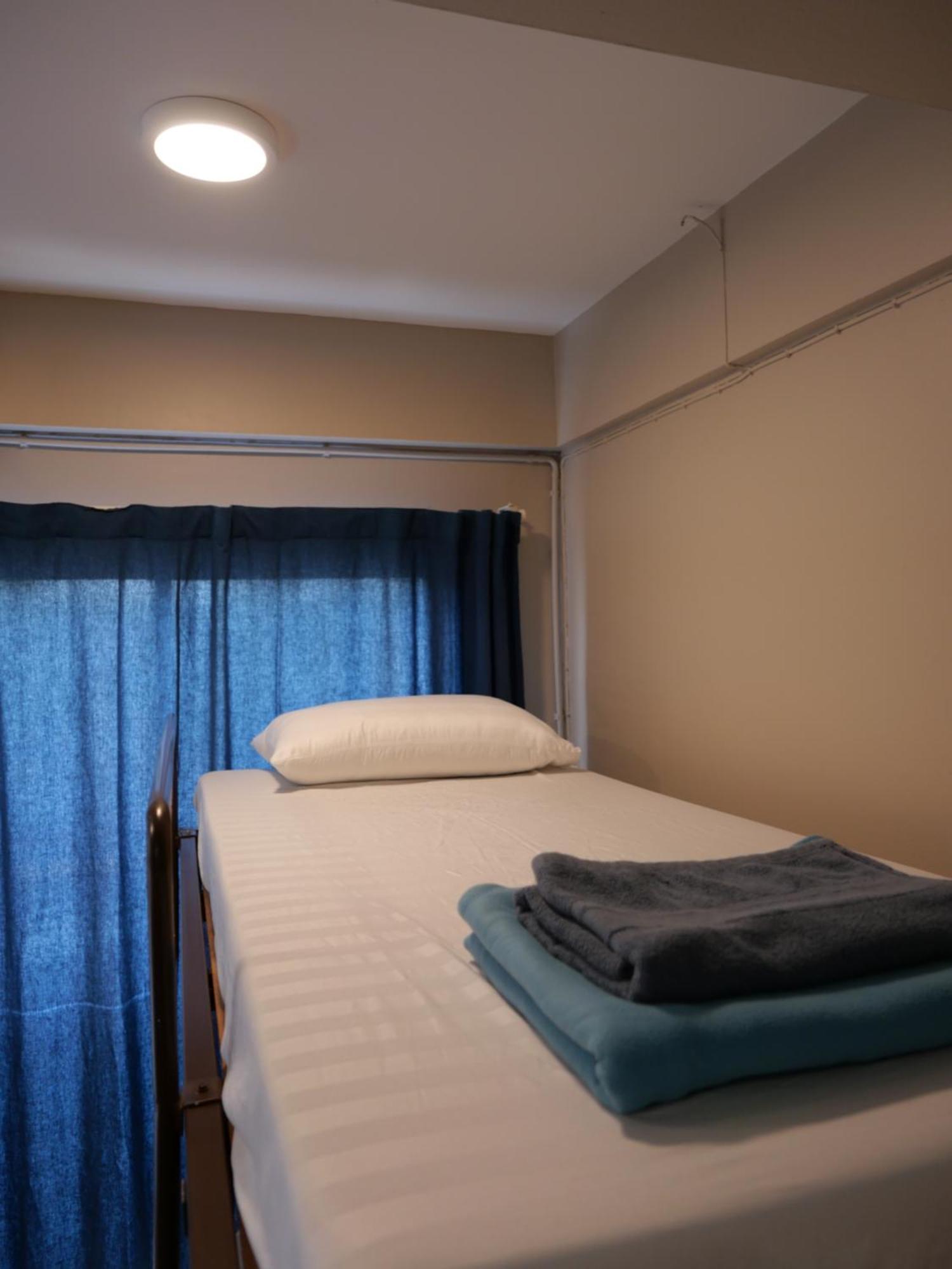 Films House Hostel Bang Saen Ngoại thất bức ảnh