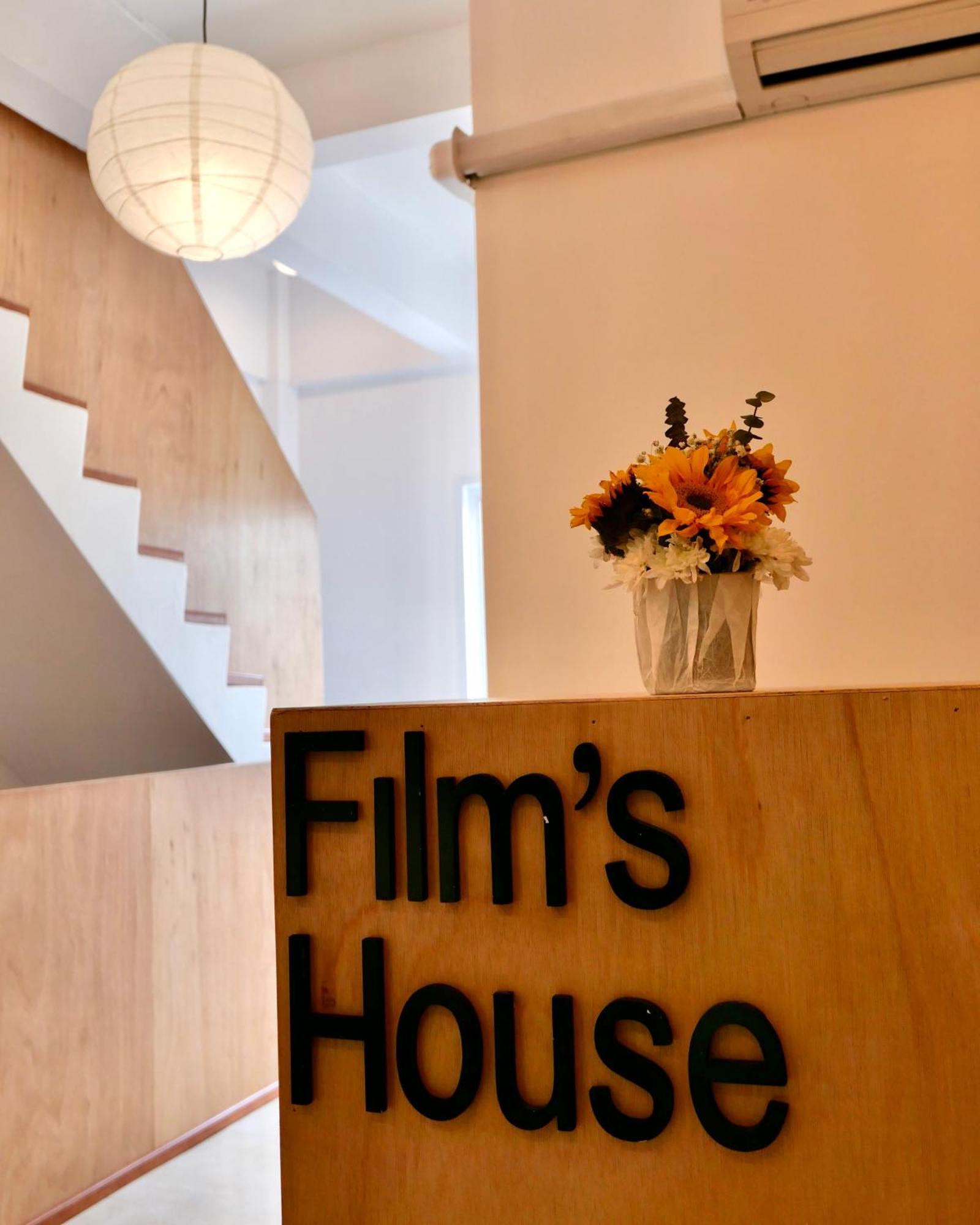 Films House Hostel Bang Saen Ngoại thất bức ảnh