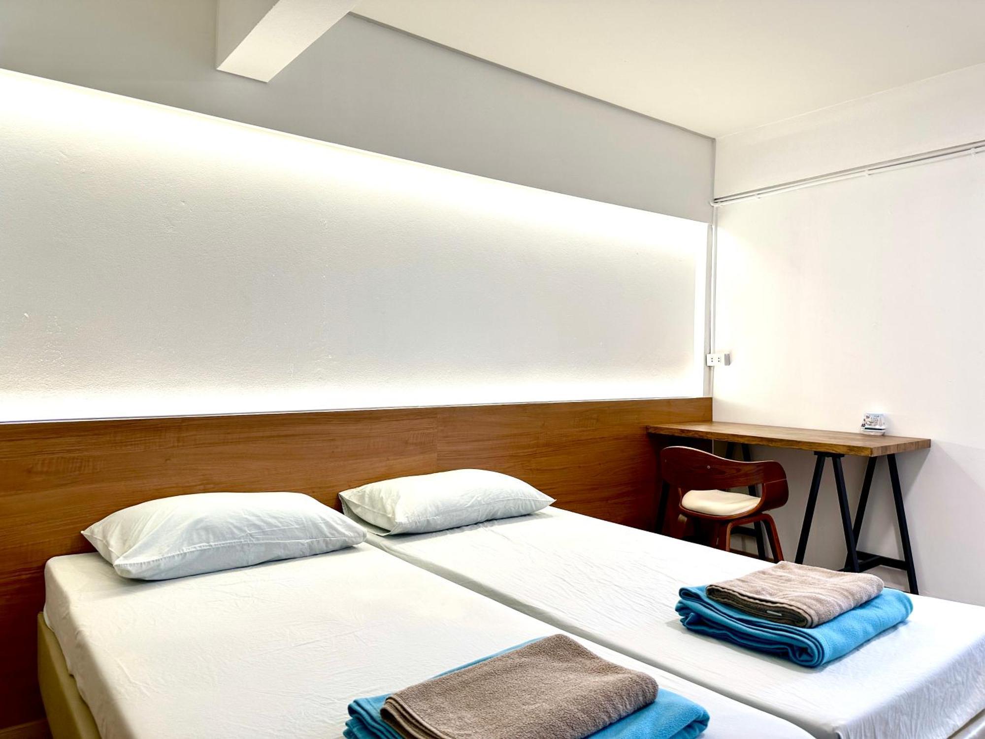 Films House Hostel Bang Saen Ngoại thất bức ảnh